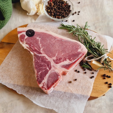 Млечно телешки Т-боун стек