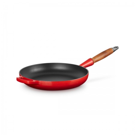 Le Creuset - WOODEN HANDLE FRYNG PAN / 28 cm ЦВЯТ: CHERRY RED (CERISE)
