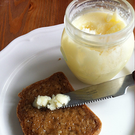 Патешка мас в буркан